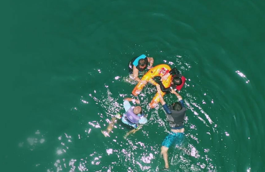 Remote-Controlled Lifesaving Buoy